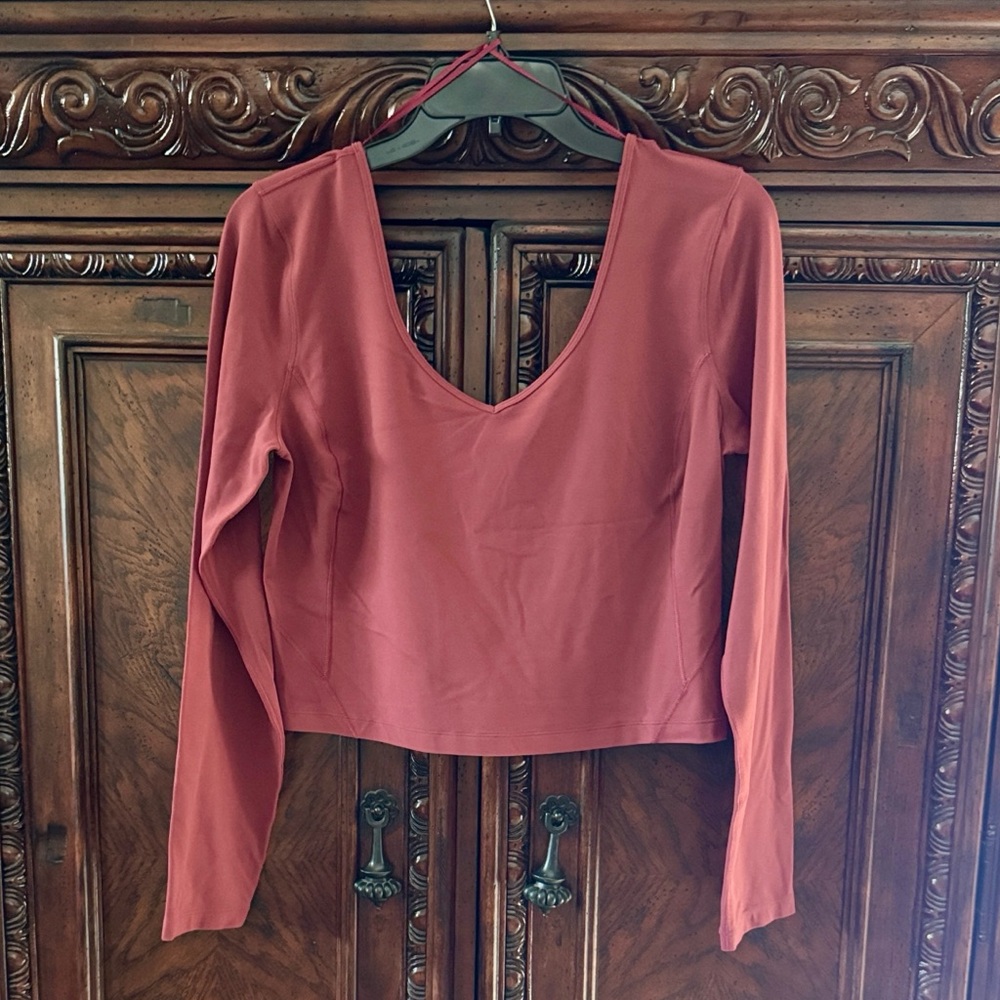 lululemon athletica Long Sleeve Crop Top in Rose
